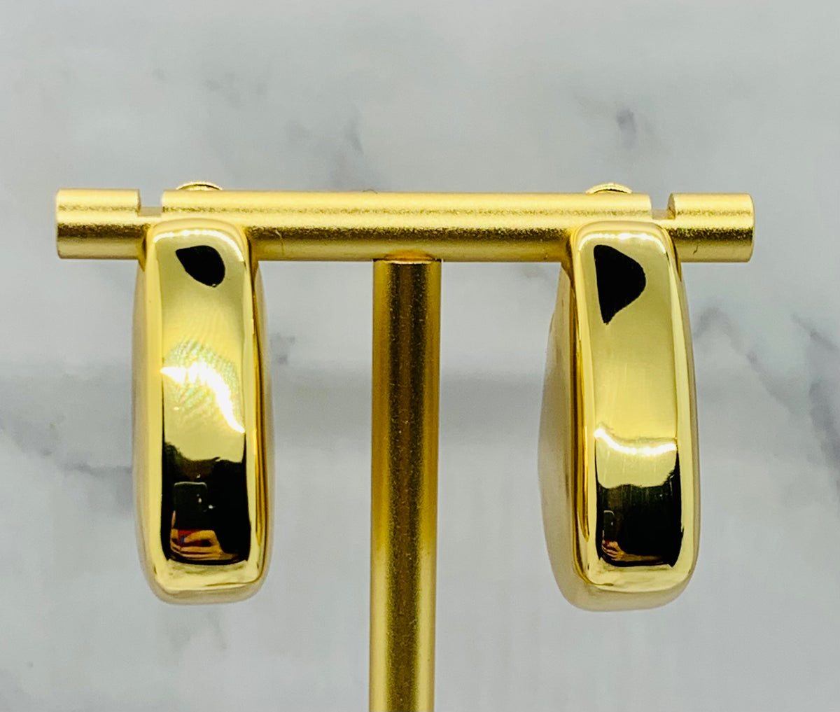 BOTTEGA VENETA Gold Tone Earrings - Pre owned