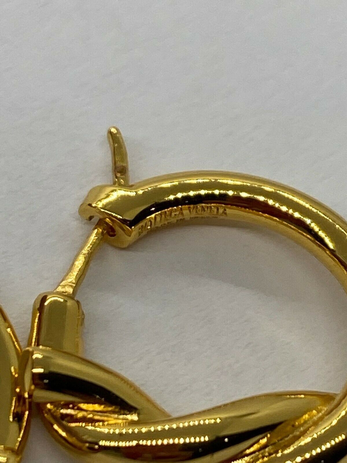 BOTTEGA VENETA Luxury Gold Tone Small Knot Earrings - Pre owned