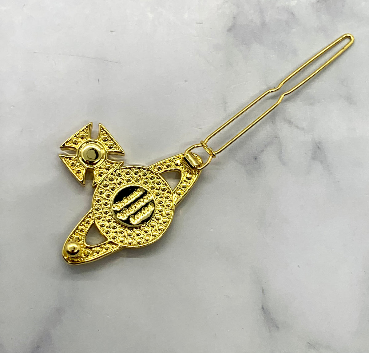 VIVIENNE WESTWOOD Ord Gold Rhinestone Hair Clip - Pre owned