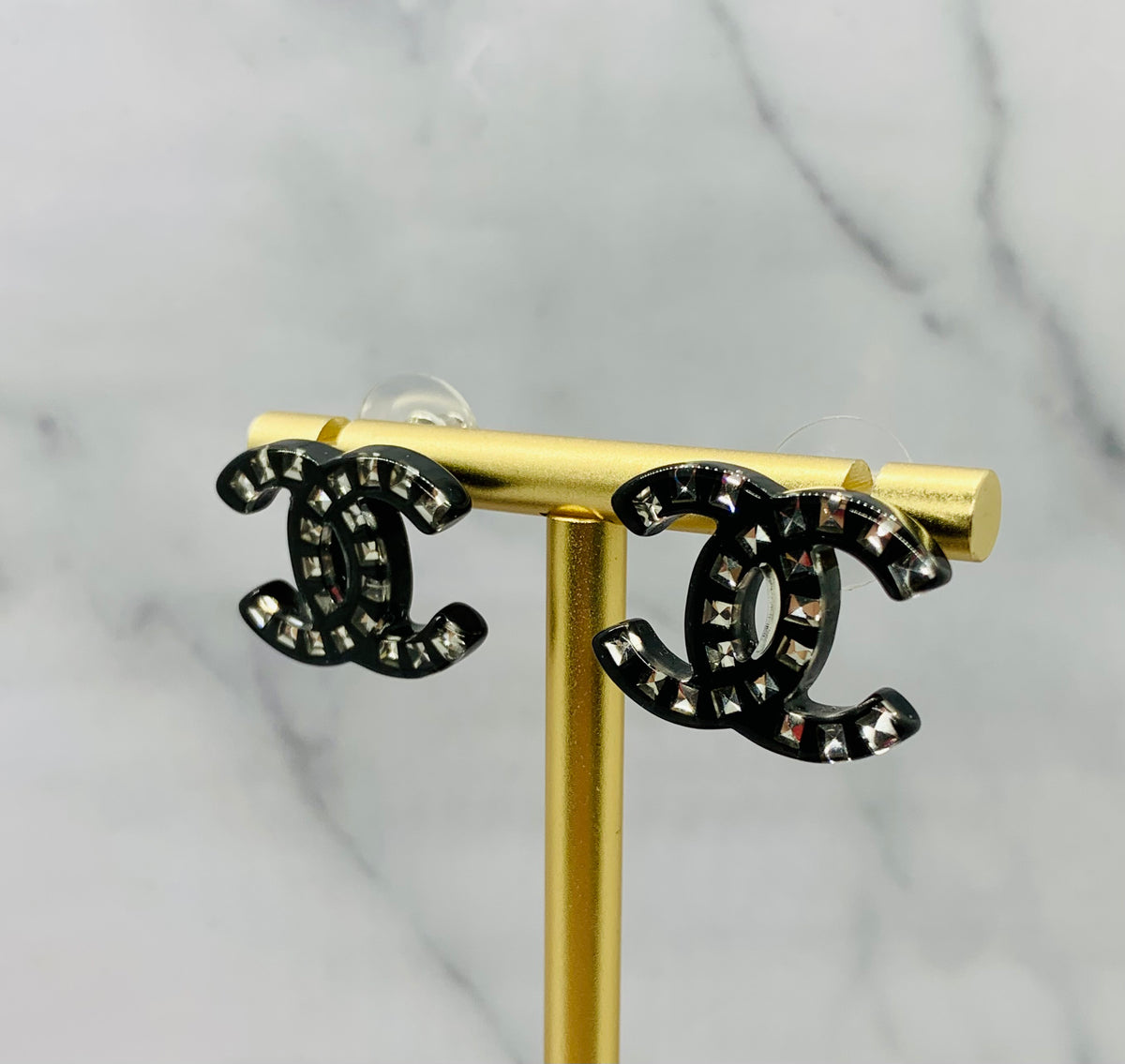 CHANEL CC Striped Earrings - Pre owned
