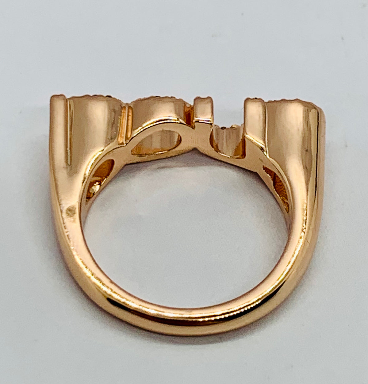 GUCCI Rose Gold Rhinestone Ring Size 7 M - Pre owned