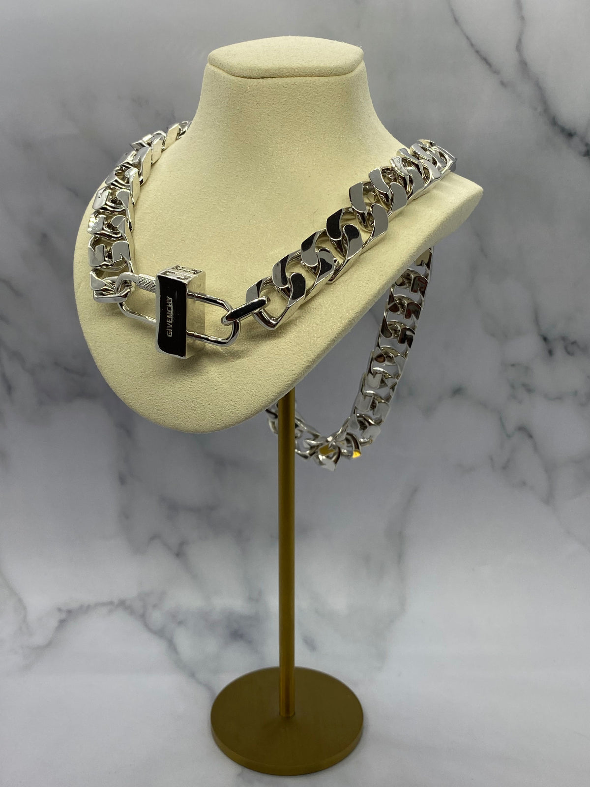 GIVENCHY Silver Tone Padlock Chain Necklace - Pre owned