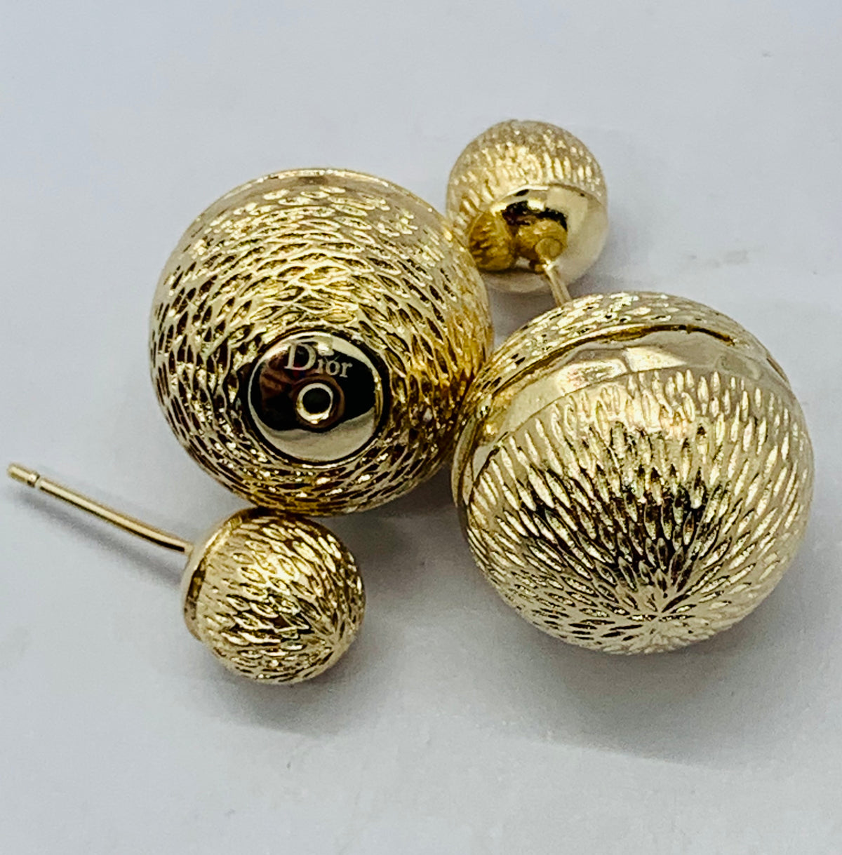 CHRISTIAN DIOR Light Gold Tribale Earrings - Pre owned