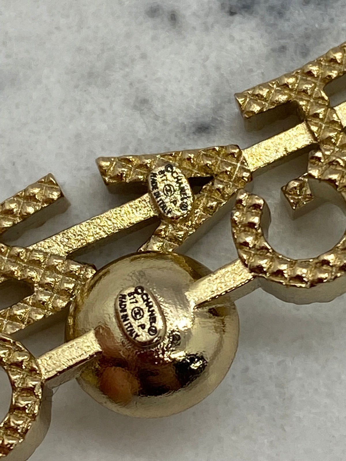CHANEL 2017 Pendant Earrings - USED