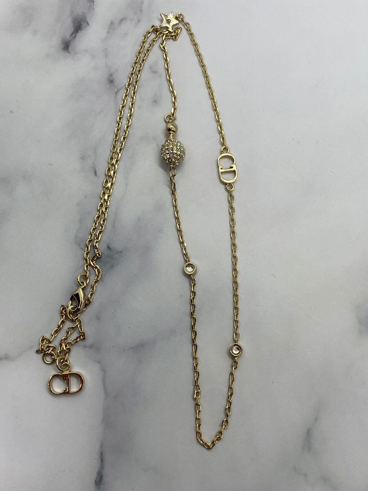 CHRISTIAN DIOR CD Light Gold Tone Chain Necklace - Pre owned