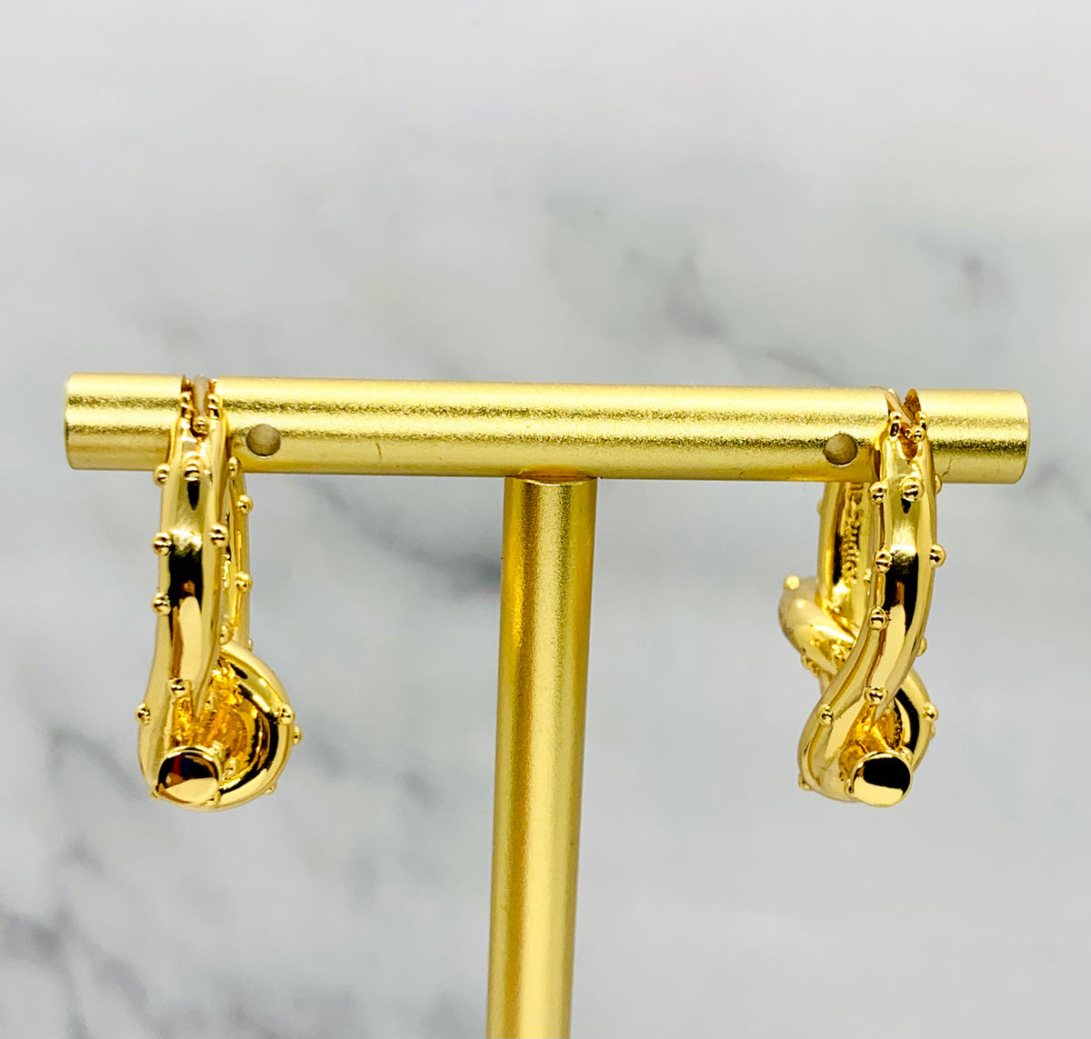 ACNE STUDIOS Gold Pretzel Earrings - Pre owned