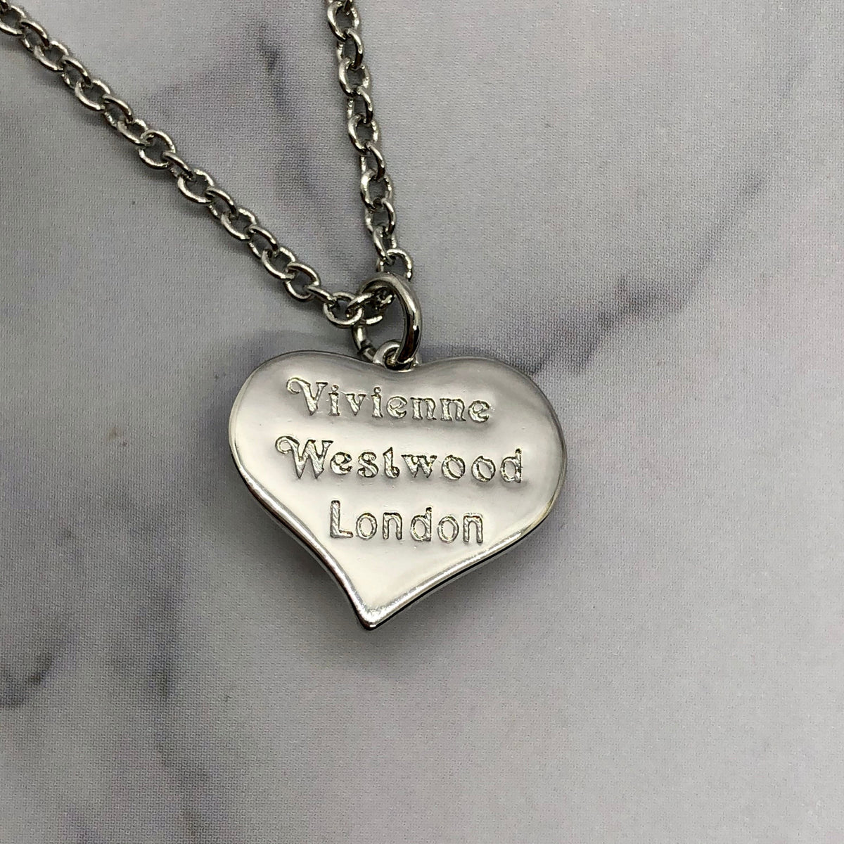 VIVIENNE WESTWOOD Heart Pendant Necklace - Pre owned