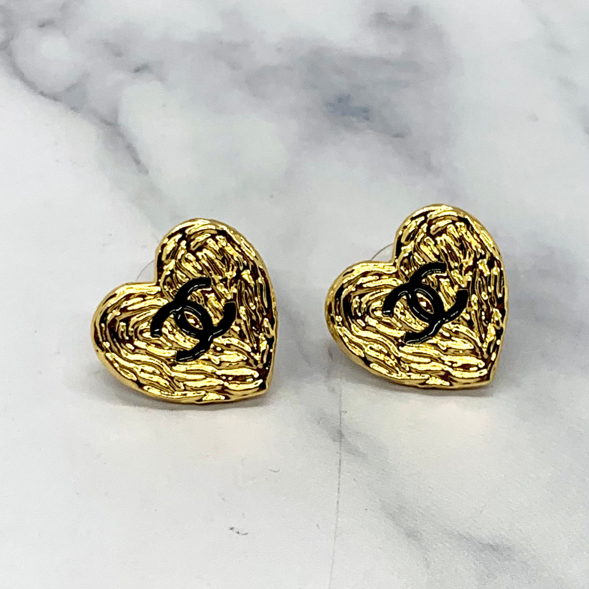 CHANEL CC Heart Earrings - Pre owned
