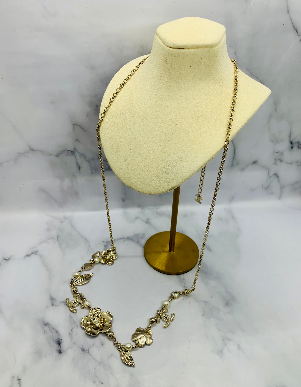 CHANEL CC Camelia Charm Necklace - Pre owned