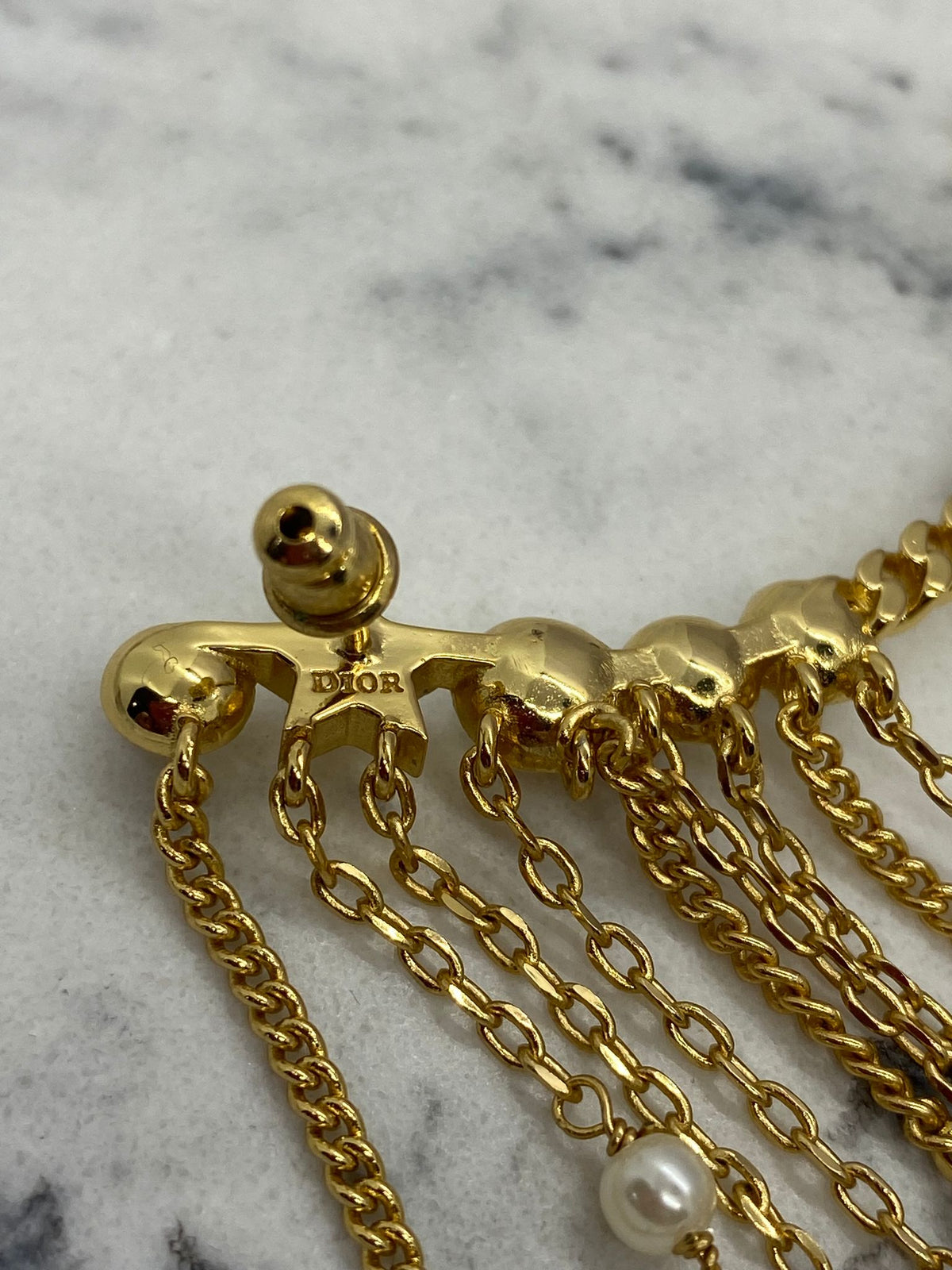 CHRISTIAN DIOR Gold Tone Chain Climber Single Earring - Pre owned