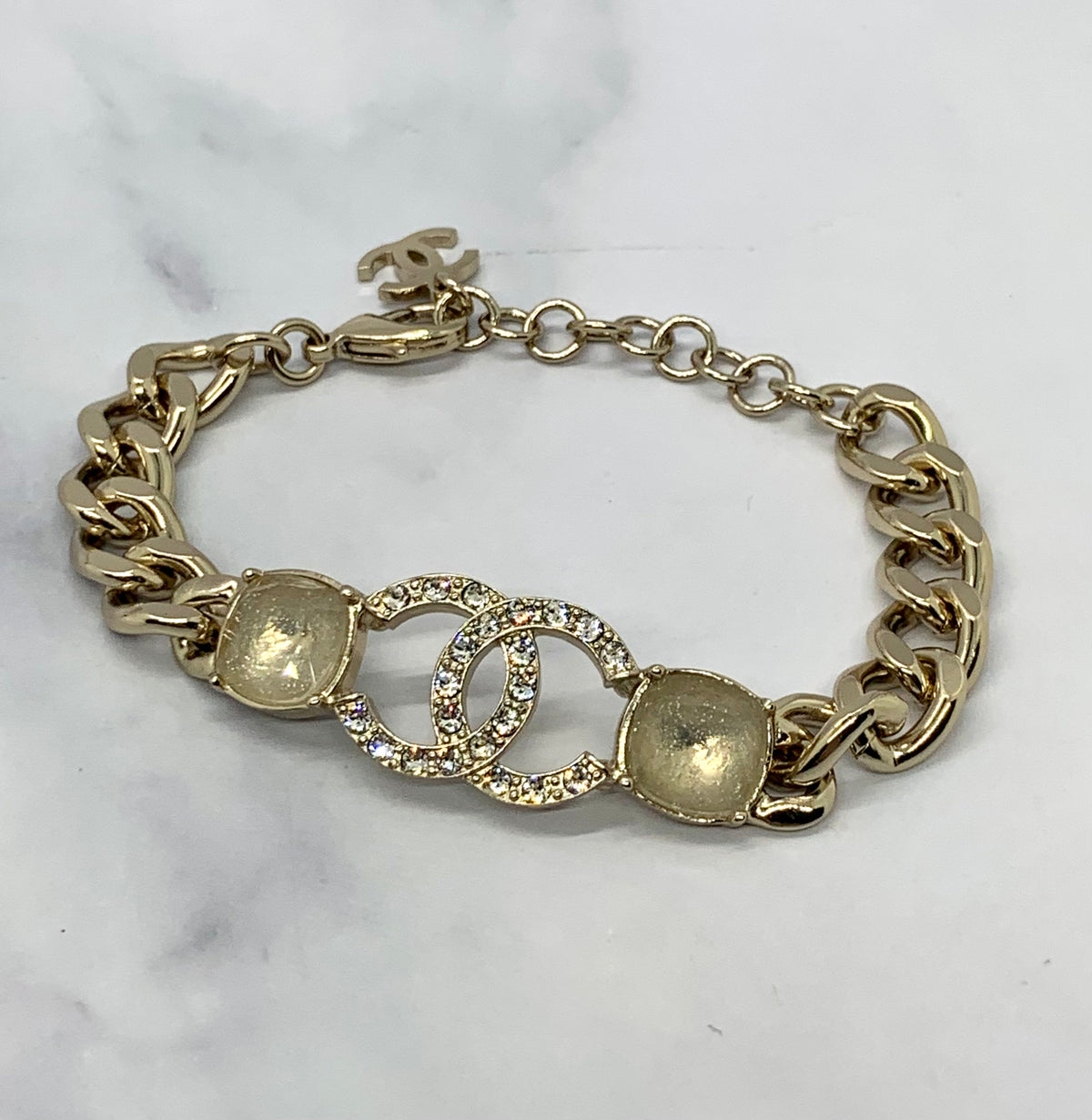 CHANEL CC 2023 Rhinestone Bracelet - USED