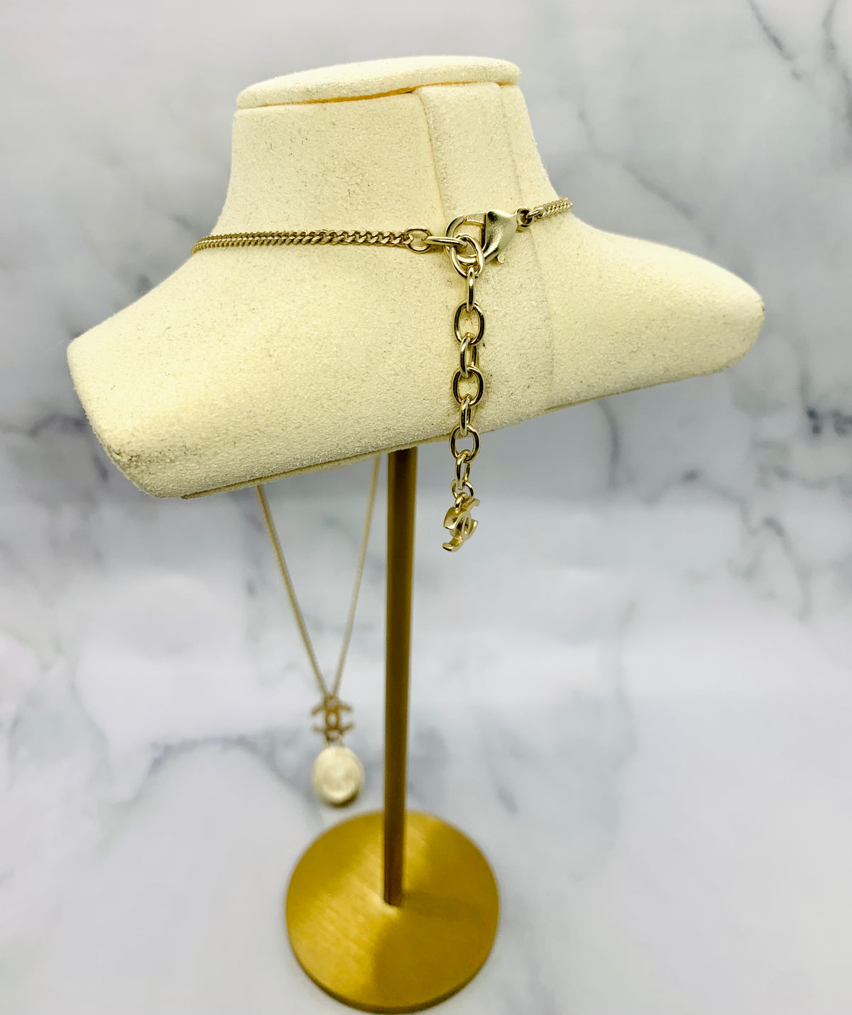 CHANEL CC Pendant Necklace - Pre owned