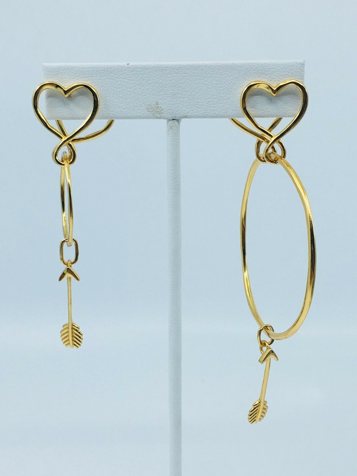 GIVENCHY 2018 gold tone heart and arrows pendant earrings - pre owned