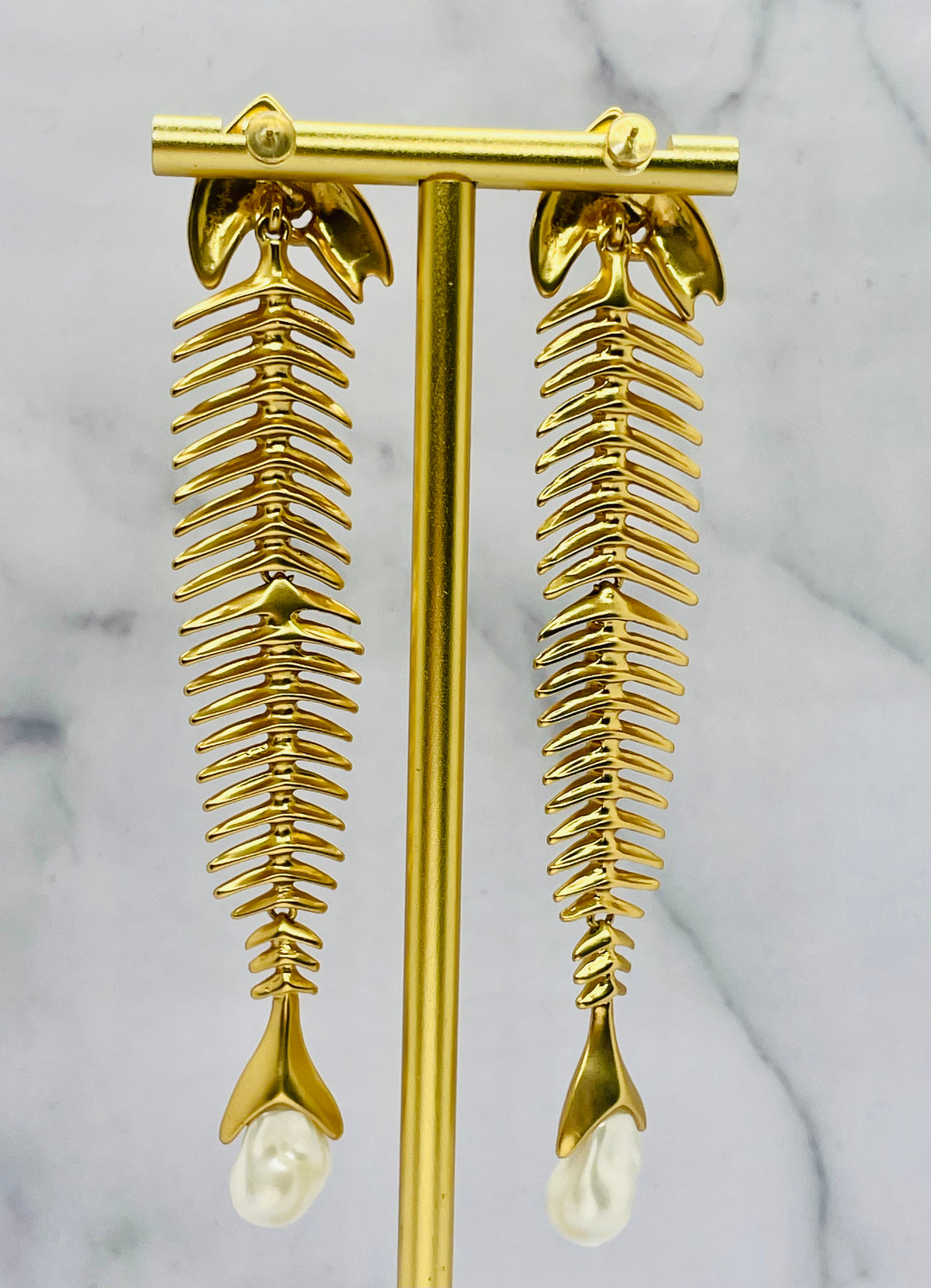 SCHIAPARELLI Fish Spine Pearl Pendant Earrings - Pre owned