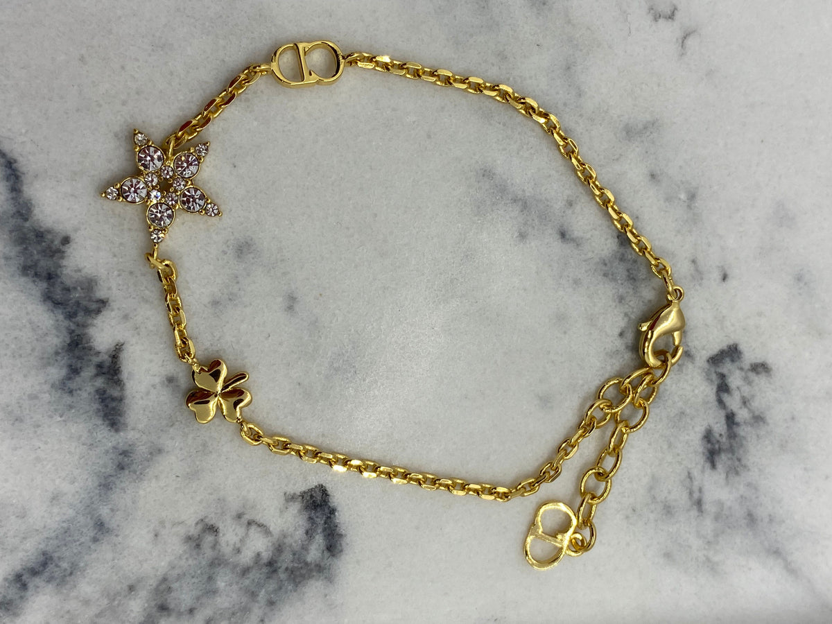 CHRISTIAN DIOR CD Gold Tone & Rhinestone Chain Bracelet - Preowned