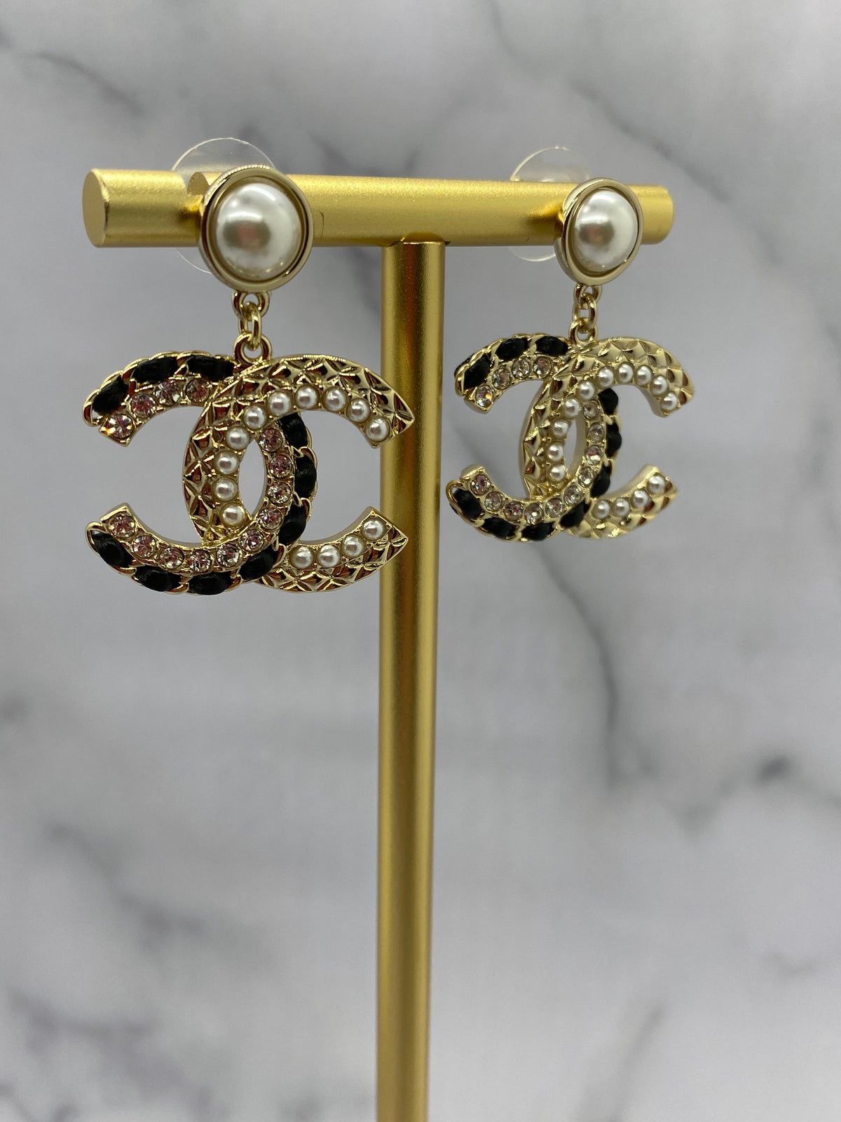 CHANEL CC Pendant Pearl & Leather Trim Earrings - Pre owned
