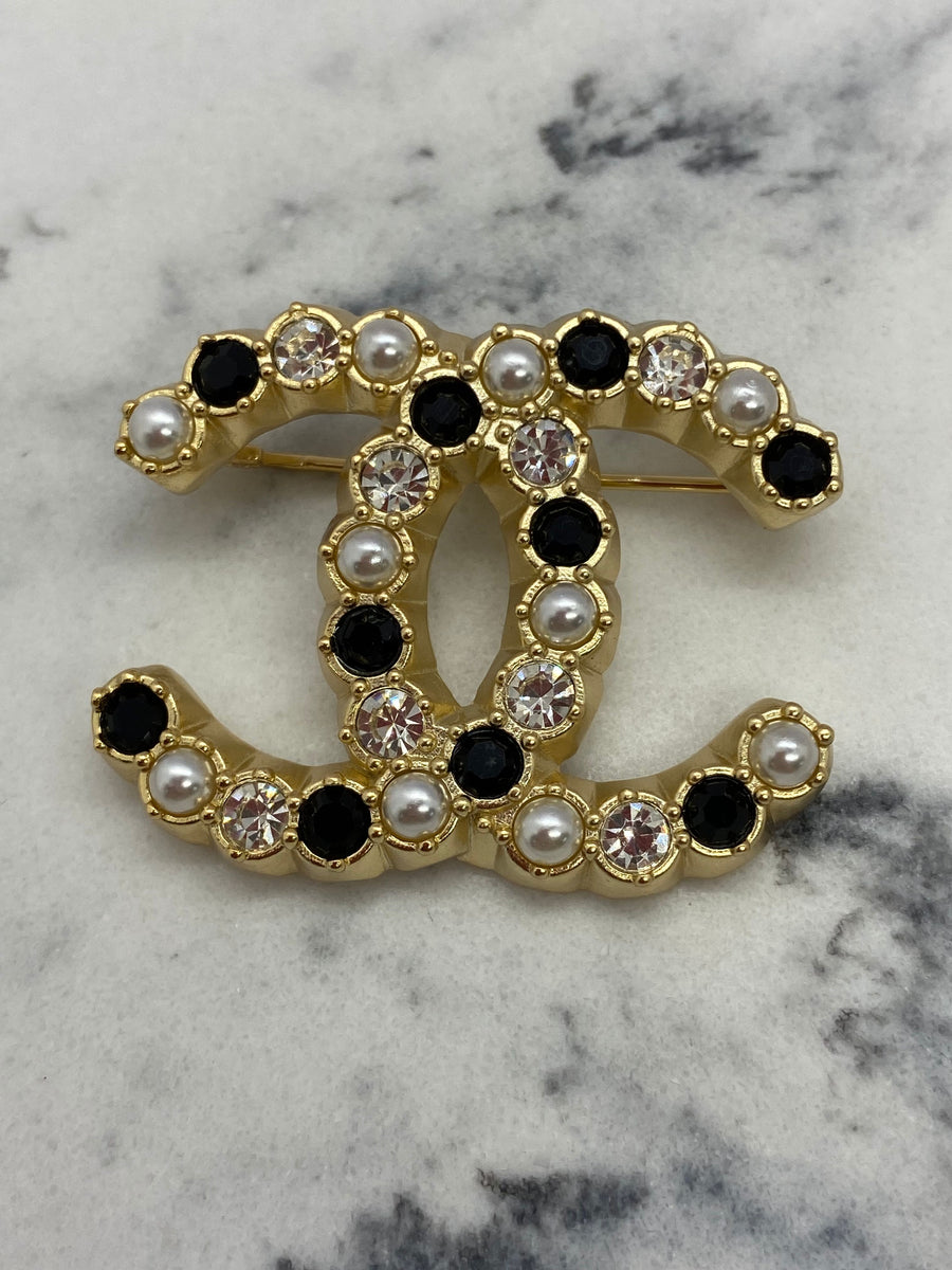 CHANEL CC Gold Tone Rhinestone Brooch Pin - USED
