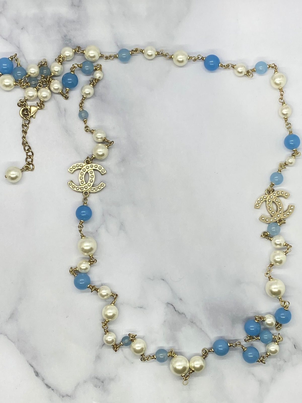 CHANEL CC Long Beaded Statement Necklace - Pre owned