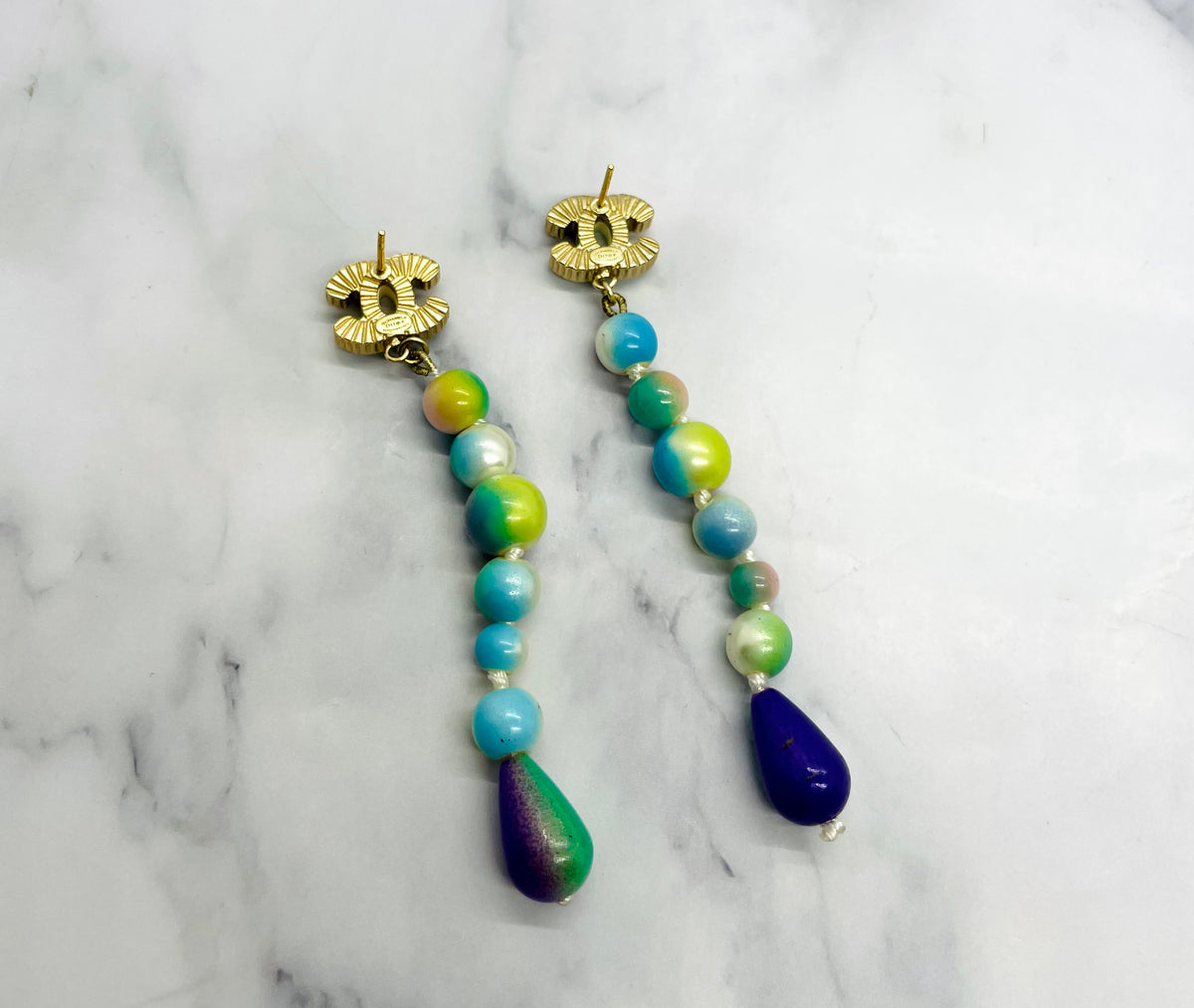 CHANEL CC 2017 Vintage Colorful Pearl Pendant Earrings - USED