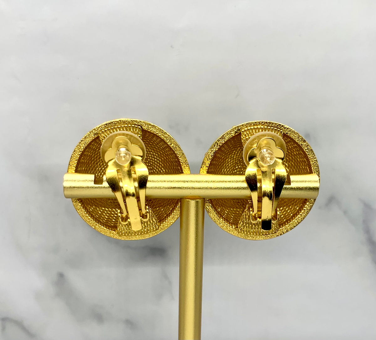 GOOSSENS Paris Clip On Dome Earrings - USED
