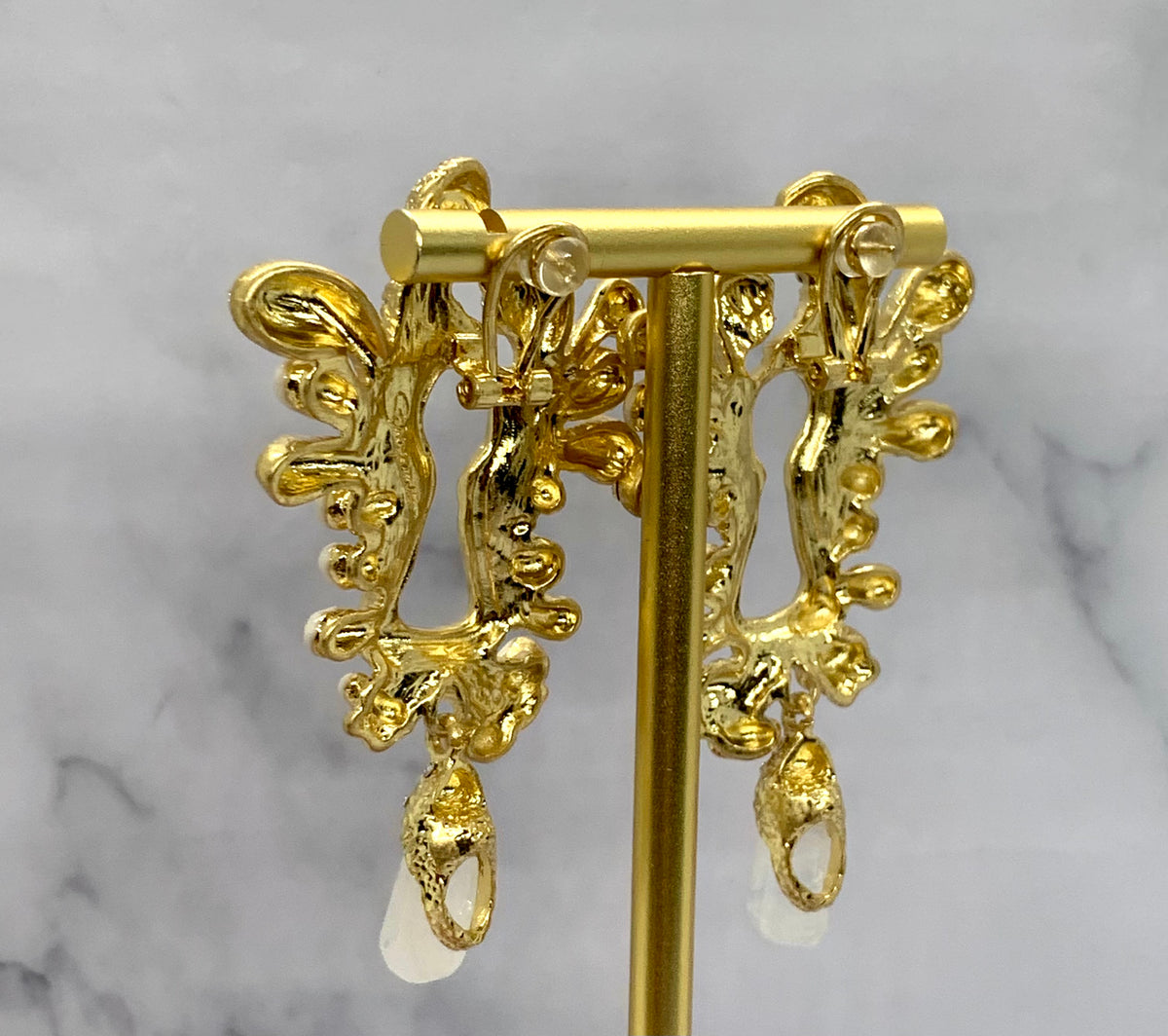 SCHIAPARELLI Statement Key Hole Gold Earrings - Pre owned