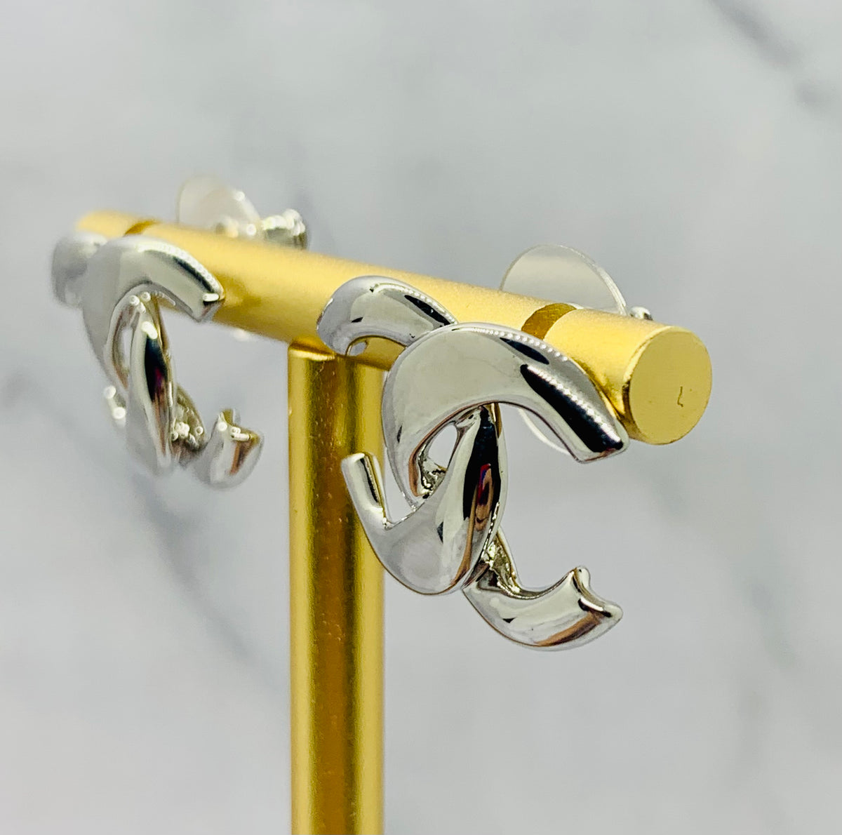 CHANEL CC Silver Tone Earrings - Pre owned