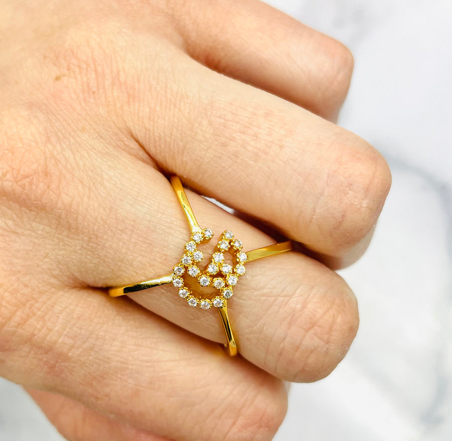 GUCCI Rhinestone Monogram Ring Size 7 - Pre owned