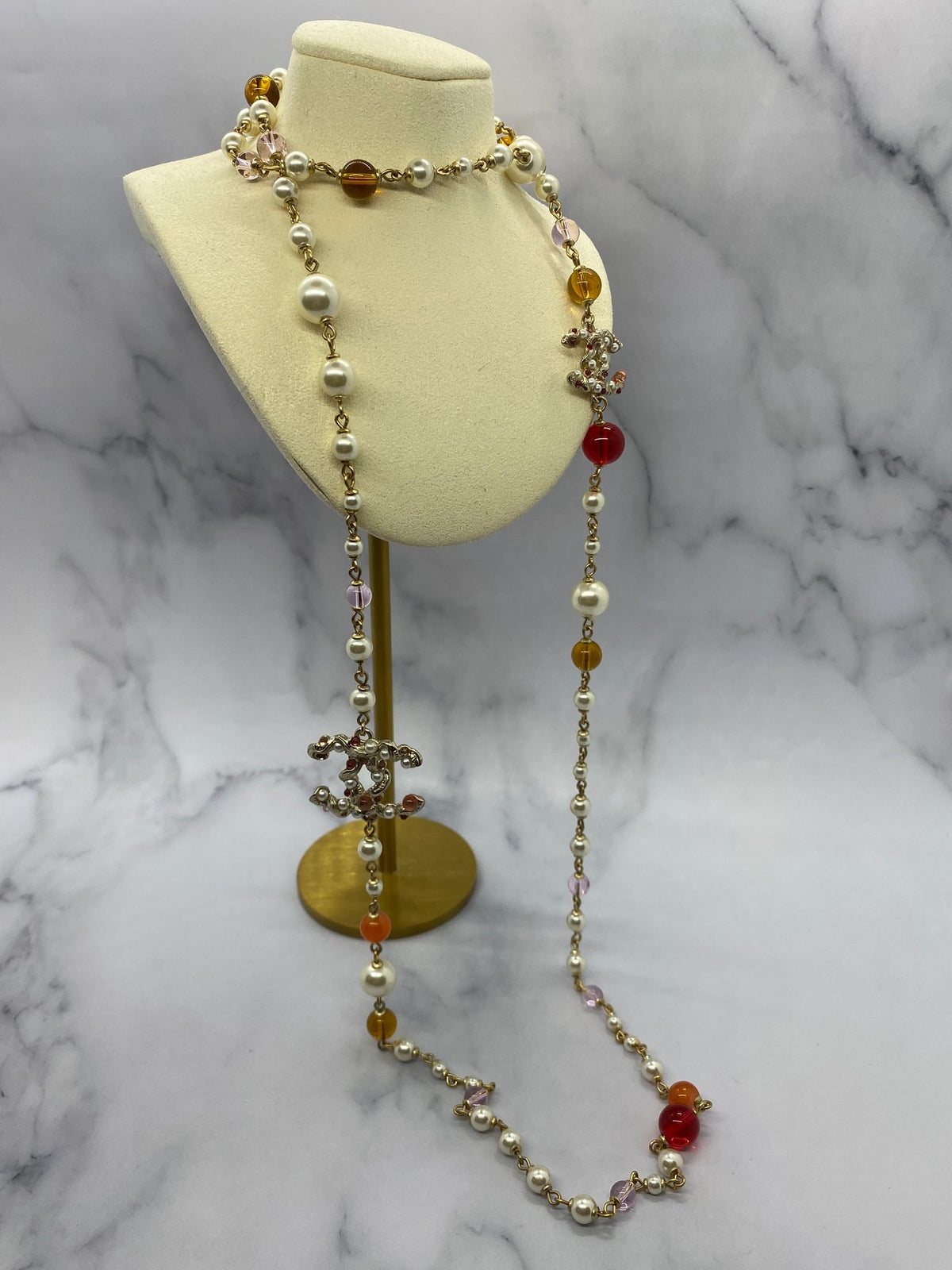 CHANEL CC Long Beaded Statement Necklace - Pre owned