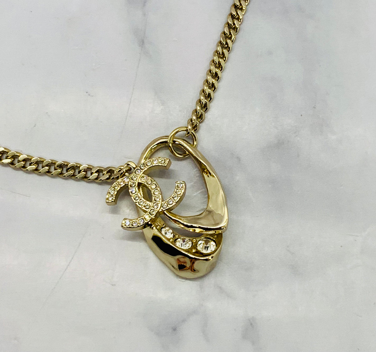 CHANEL CC Rhinestone Pendant Chain Necklace - Pre owned
