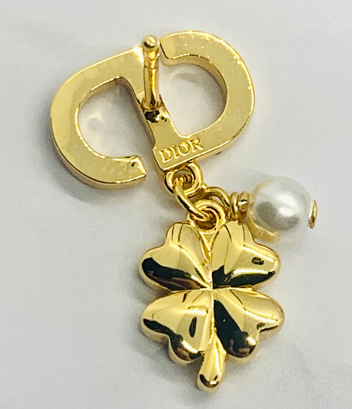 CHRISTIAN DIOR CD Pendant Clover Rhinestone Earrings - Pre owned
