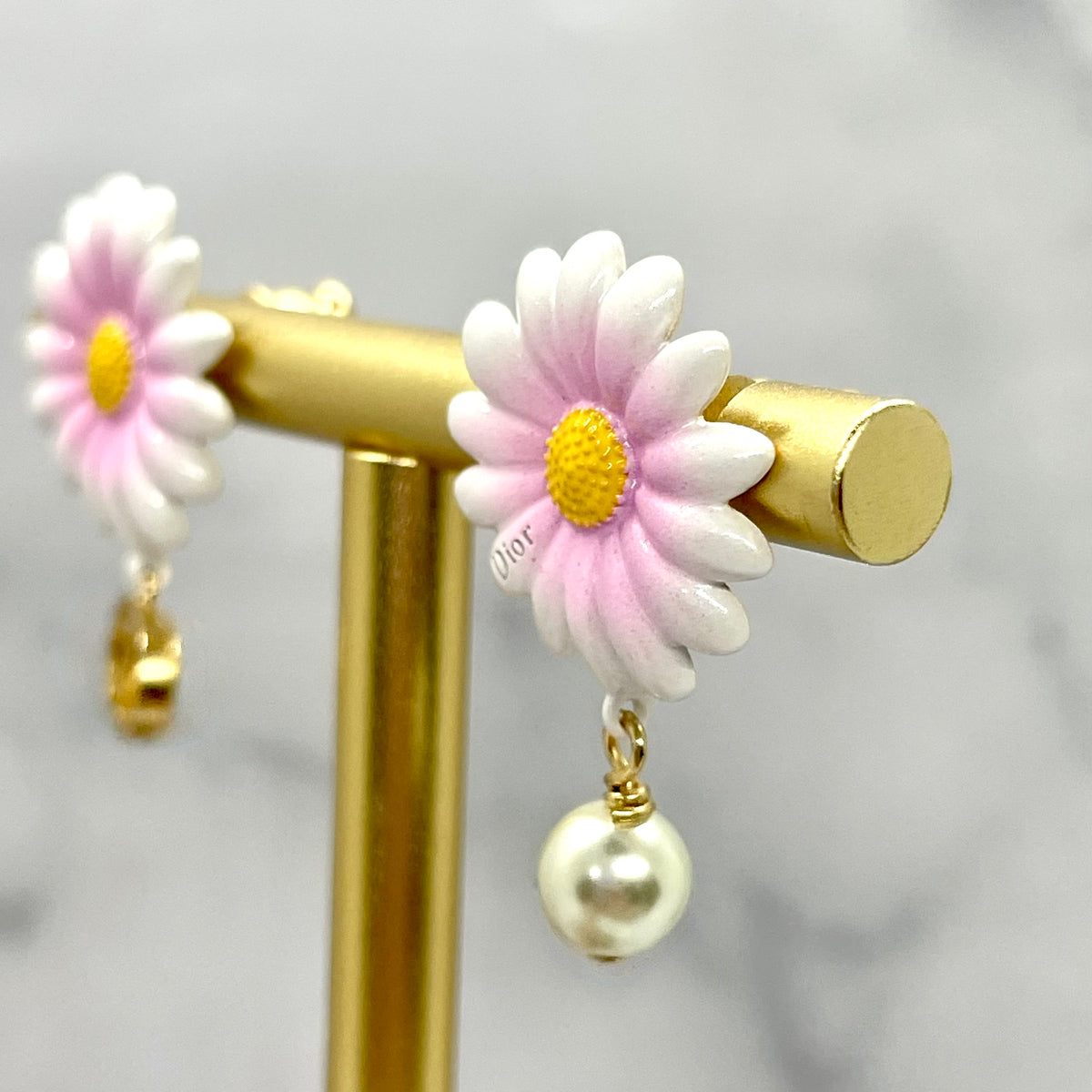 CHRISTIAN DIOR CD Garden Daisy Earrings - Pre Owned
