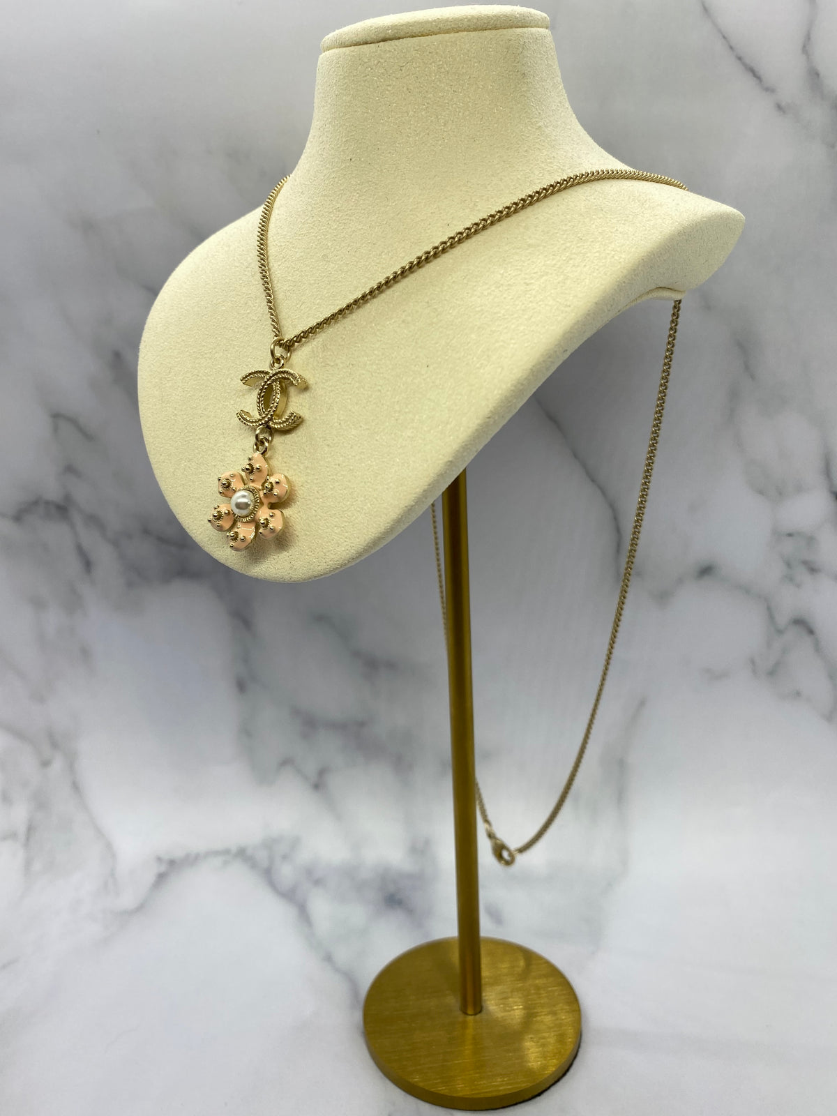 CHANEL CC Flower Pendant Necklace - USED