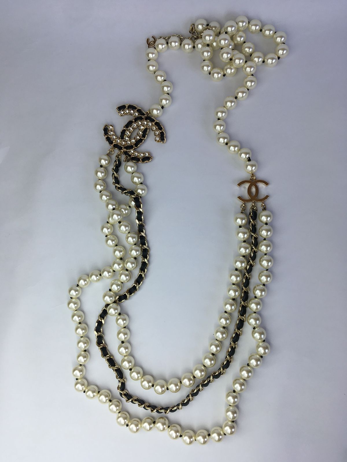 CHANEL CC Pearl & Leather Trim Multi Strand Necklace - Pre owned