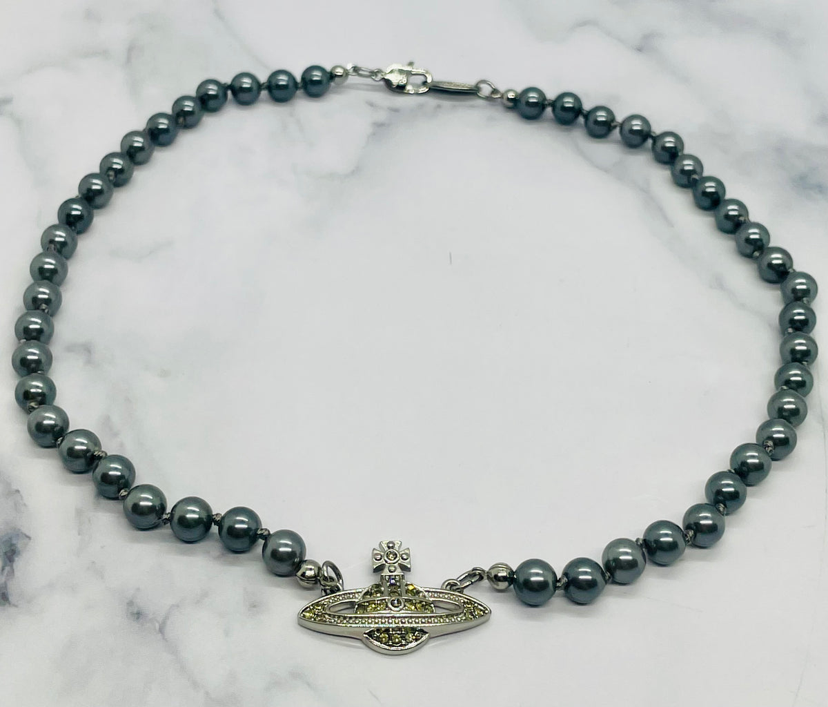 VIVIENNE WESTWOOD Pewter Pearl Rhinestone Necklace - Pre owned