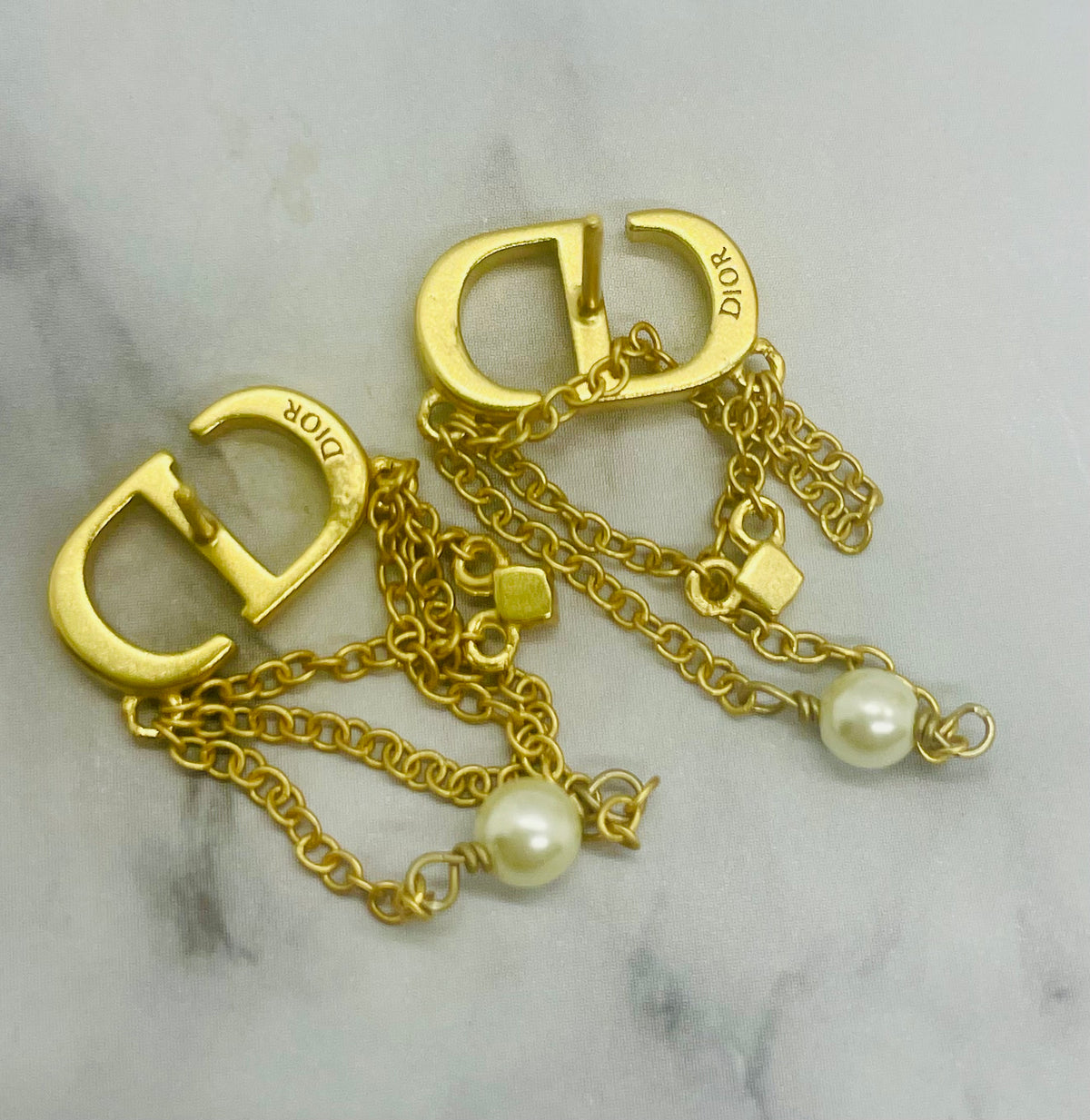 CHRISTIAN DIOR CD Chain Pearl Earrings - Pre owned