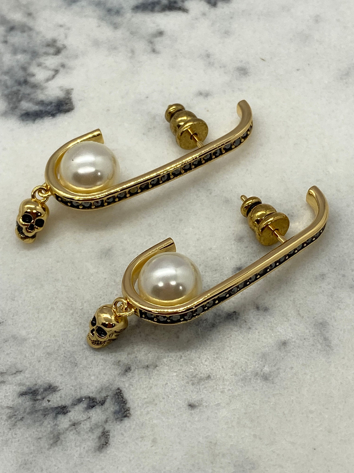 ALEXANDER McQUEEN Gold Tone & Onyx Ornate Earrings - USED