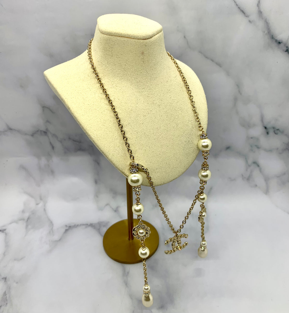 CHANEL CC Pearl Trim Adjustable Necklace - Pre owned