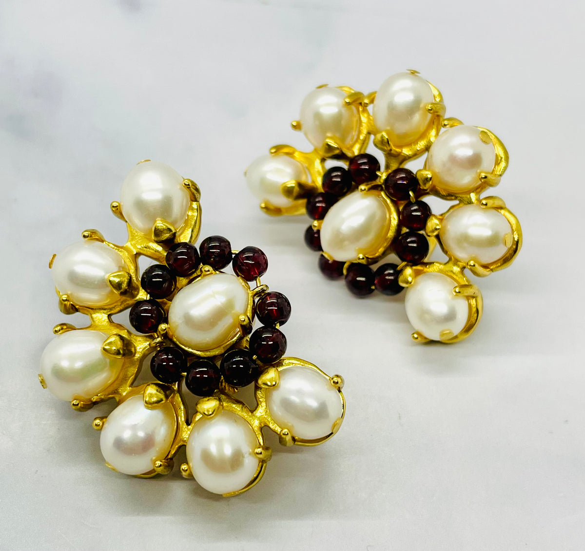GOOSSENS Paris Pearl Trim Clip On Earrings - Pre owned