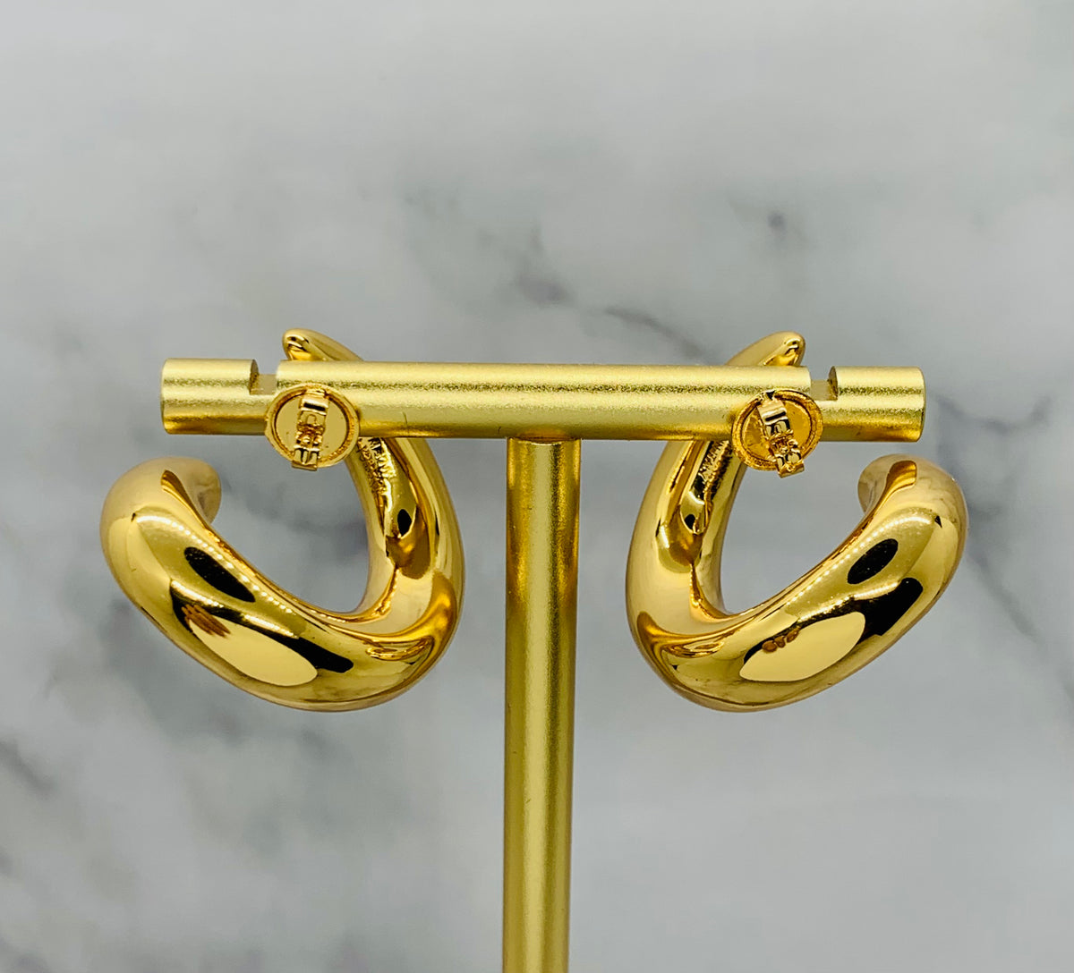 BOTTEGA VENETA Swirl Gold Hoop Earrings - Pre owned