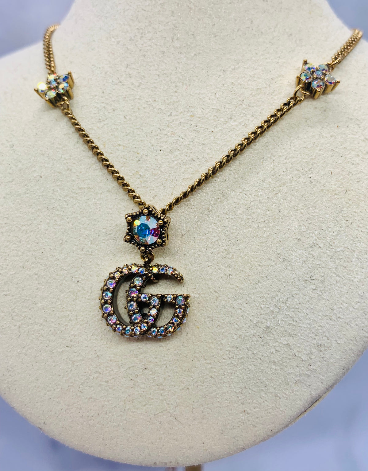GUCCI Brass Tone Rhinestone Pendant Necklace - Pre owned
