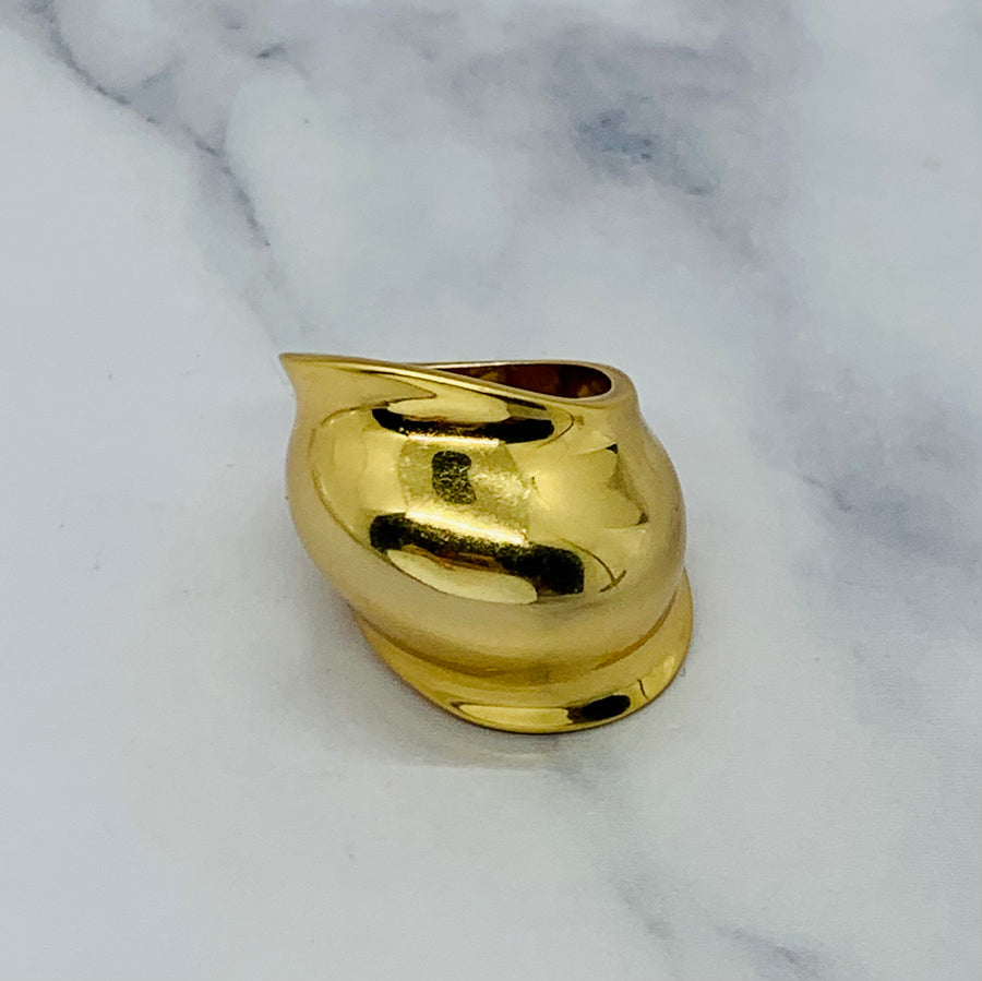 YSL YVES SAINT LAURENT Chunky Gold Ring Size 7 - Pre owned