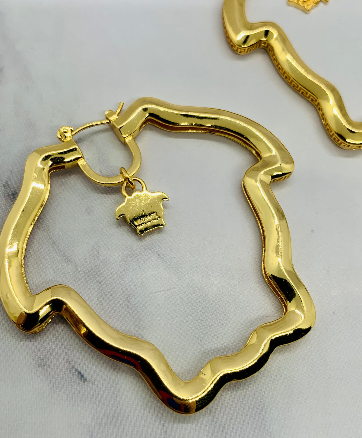 VERSACE Medusa Outline Hoop Earrings - Pre owned