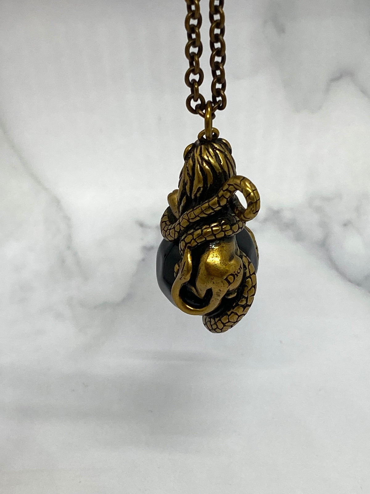 CHRISTIAN DIOR Onyx Ornate Pendant Necklace - Pre owned