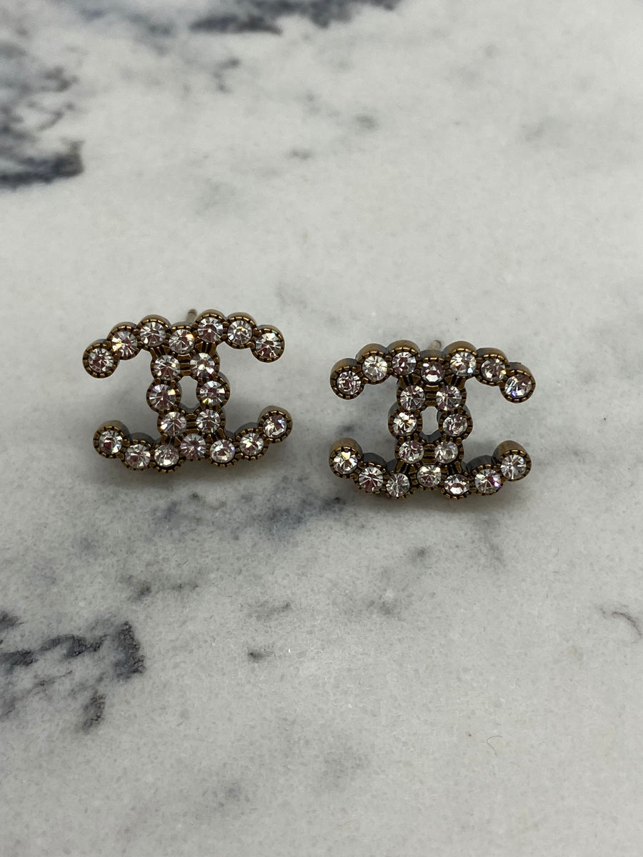 CHANEL CC Brass Tone Rhinestone Small Earrings - Pre owned