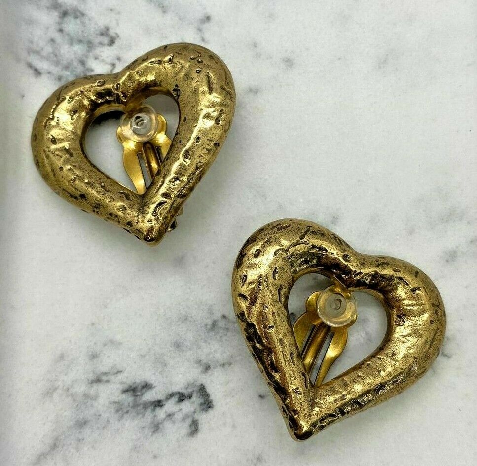 YSL Yves Saint Laurent Gold Tone Heart Clip On Earrings - Pre owned