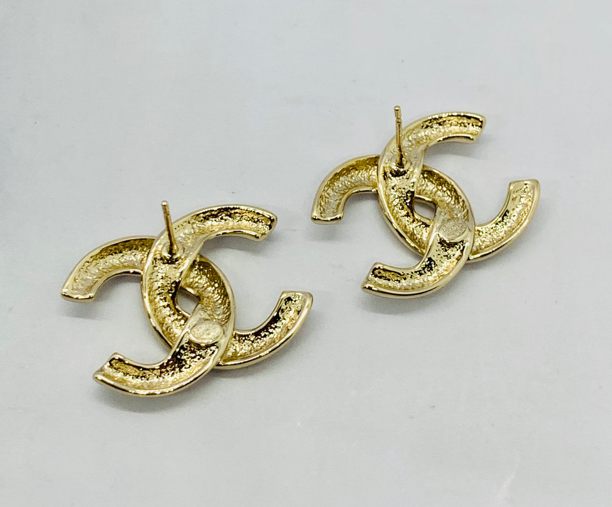 CHANEL CC Gold Tone Earrings - Pre owned