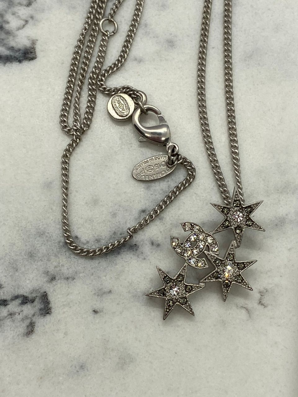 CHANEL CC 2015 Silver Tone Long Necklace - Pre owned