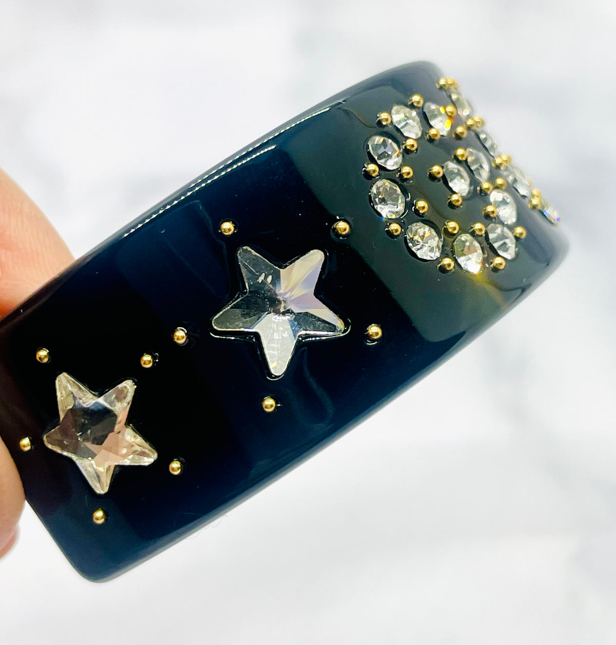 GUCCI Acrylic Black Rhinestone Cuff Bracelet - Pre owned