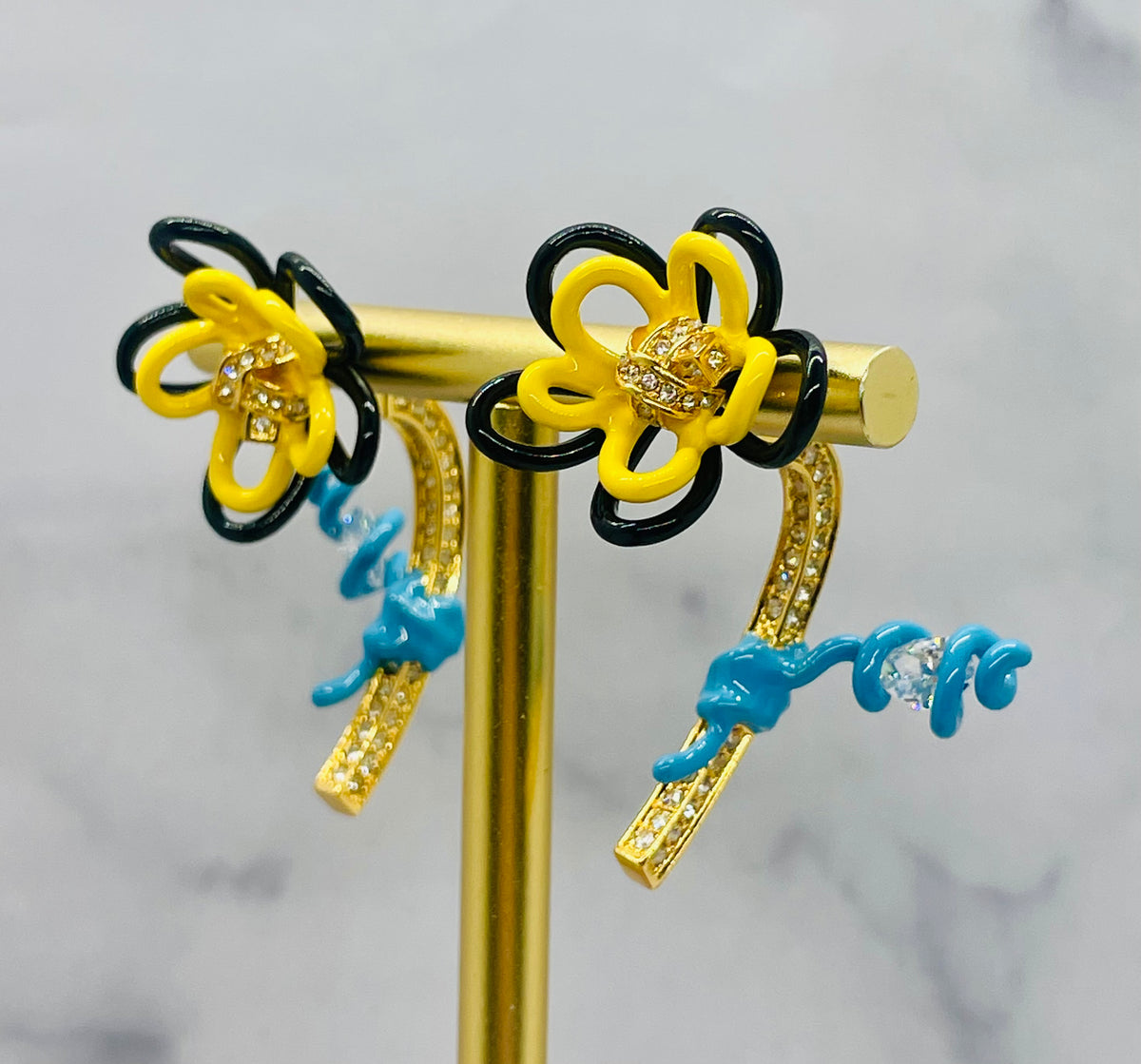 BOTTEGA VENETTA Floral Rhinestone Earrings - Pre owned