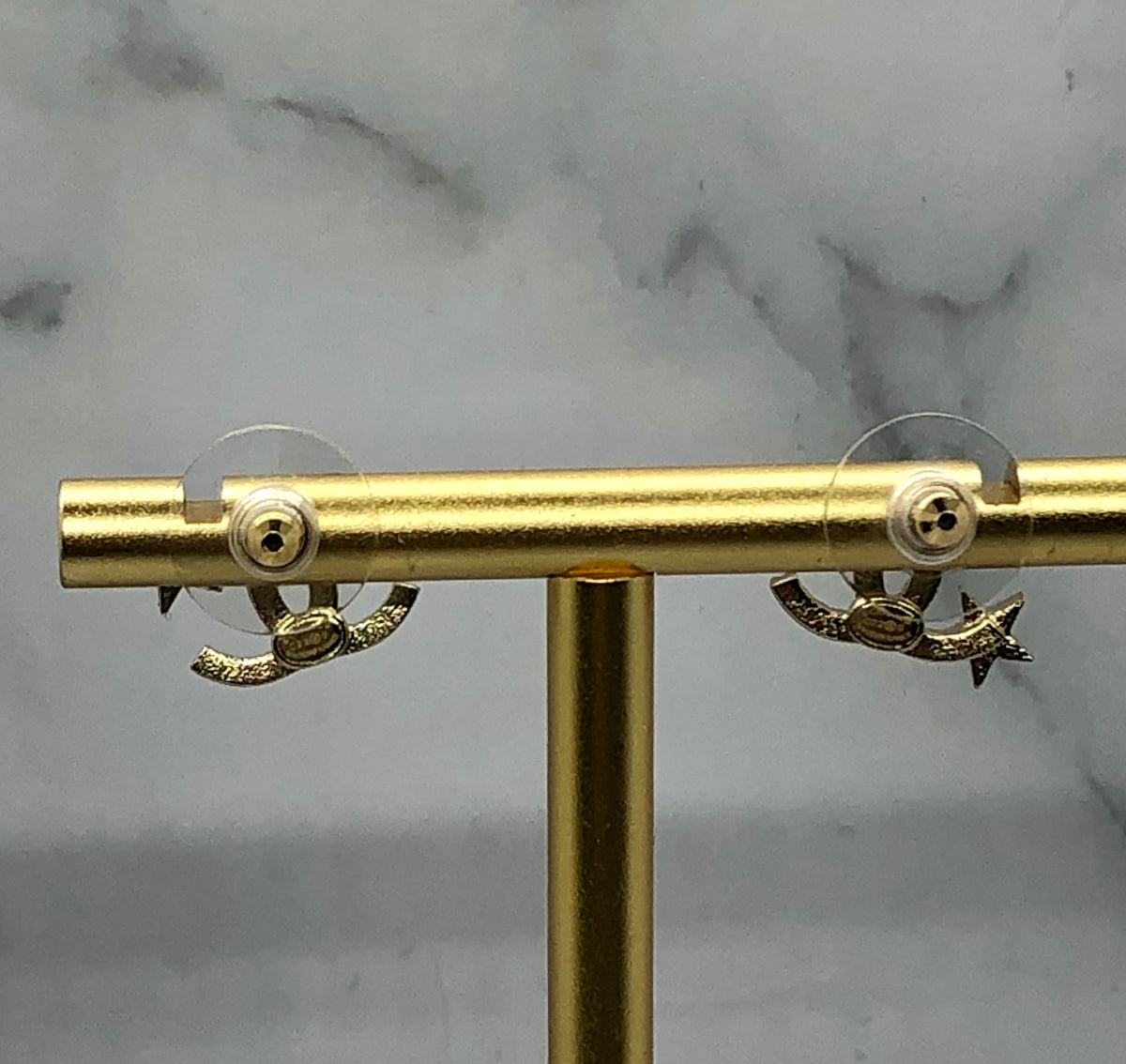 CHANEL CC Rhinestone Star Earrings - USED